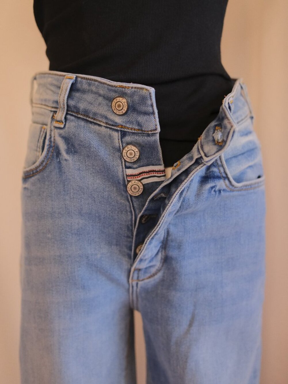 Anthropologie Pilcro Button Fly Bootcut Jeans Light Wash Size 27 - Picture 7 of 7